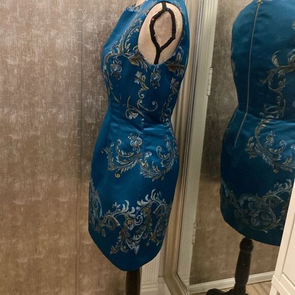 Roberto Cavalli Elegant teal  and Gold Floral mini dress, US6 - Picture 5 of 12